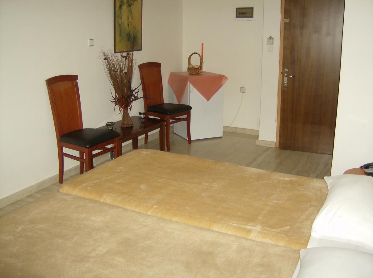 Cleopatra Hotel カナリ エクステリア 写真